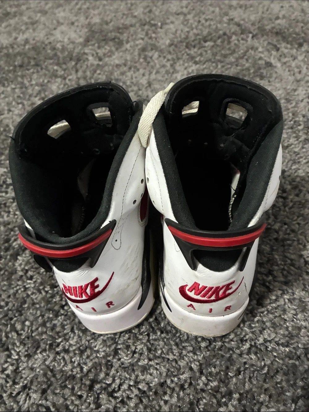 Jordan 6 carmine